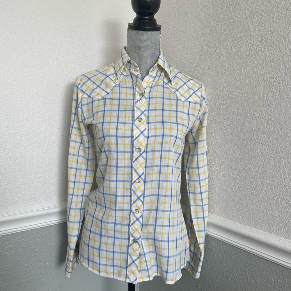 Wrangler pearl snap button up